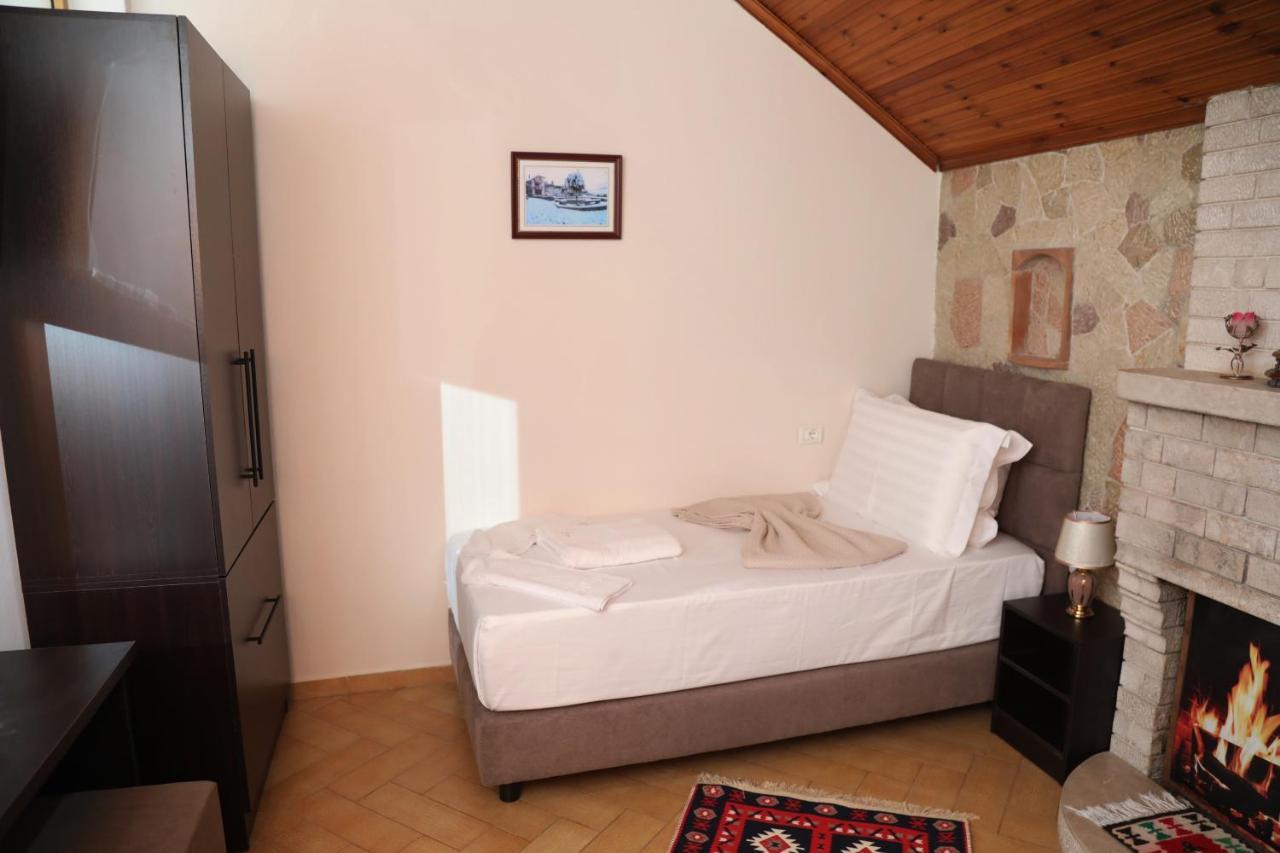 --Hotel Deal-- Rooms With Castle View Krujë Buitenkant foto