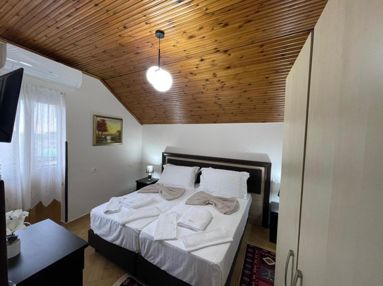 --Hotel Deal-- Rooms With Castle View Krujë Buitenkant foto