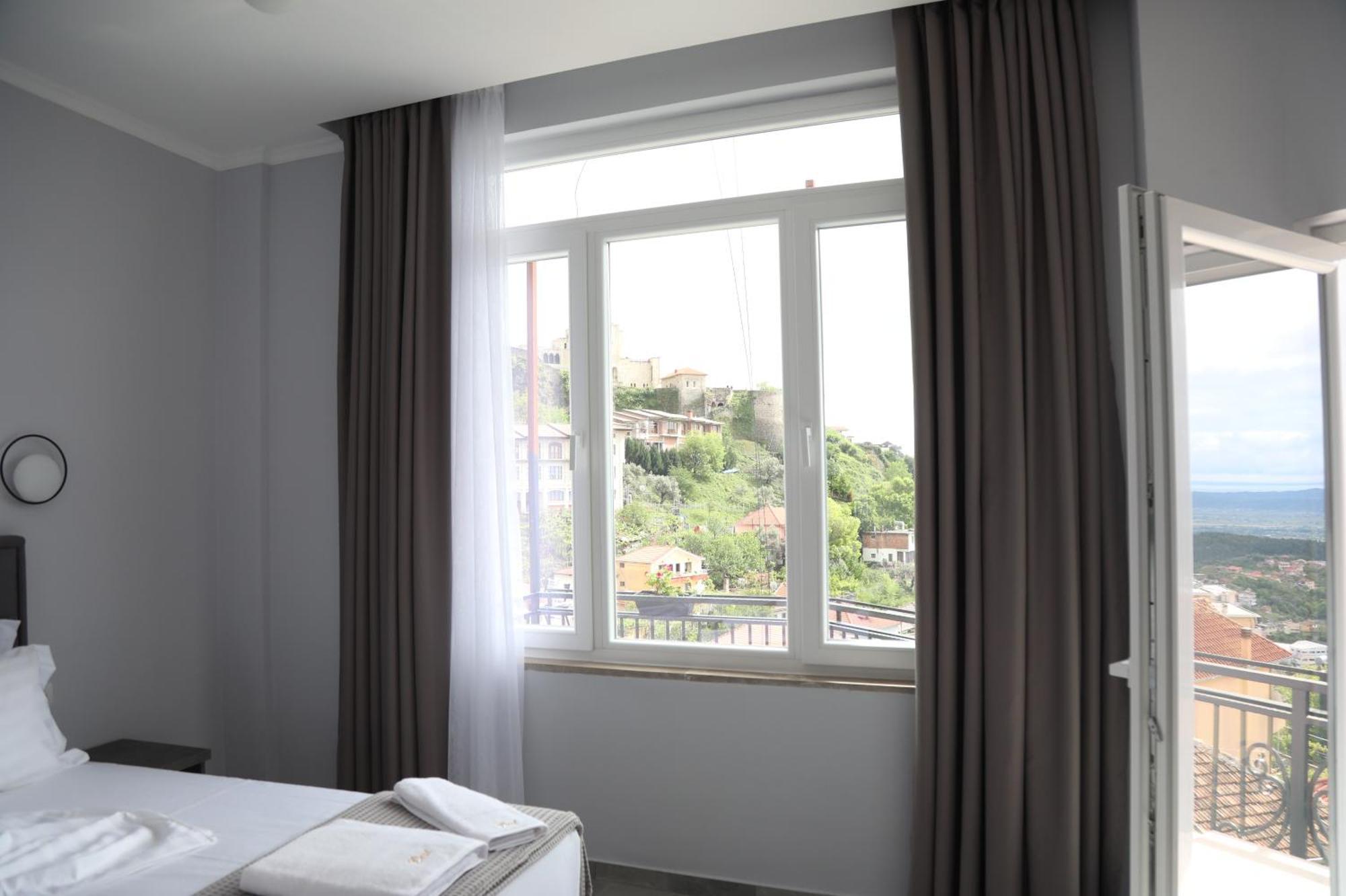 --Hotel Deal-- Rooms With Castle View Krujë Buitenkant foto