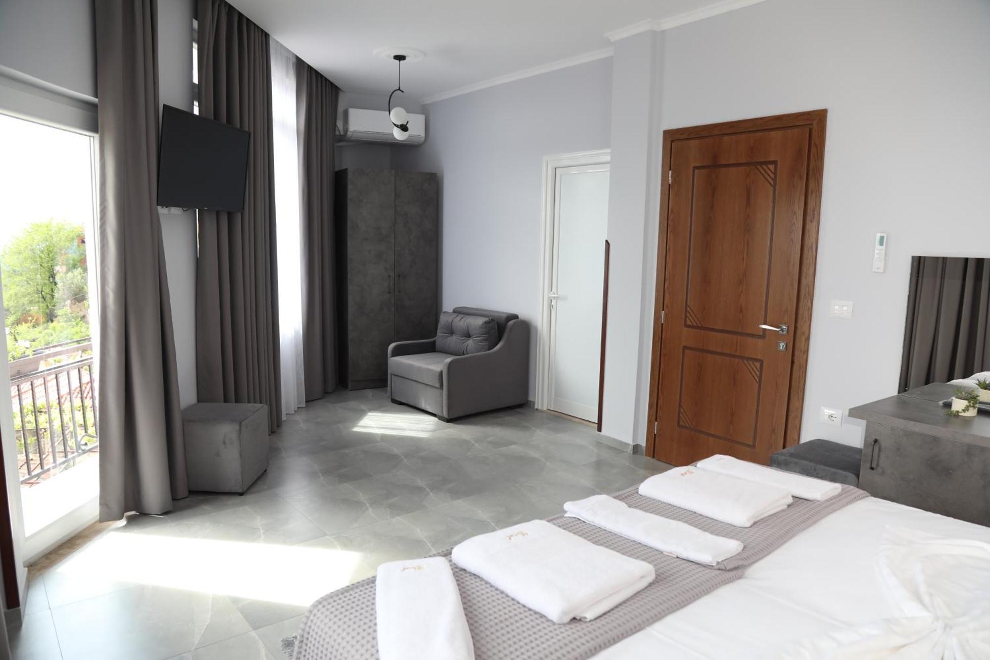 --Hotel Deal-- Rooms With Castle View Krujë Buitenkant foto