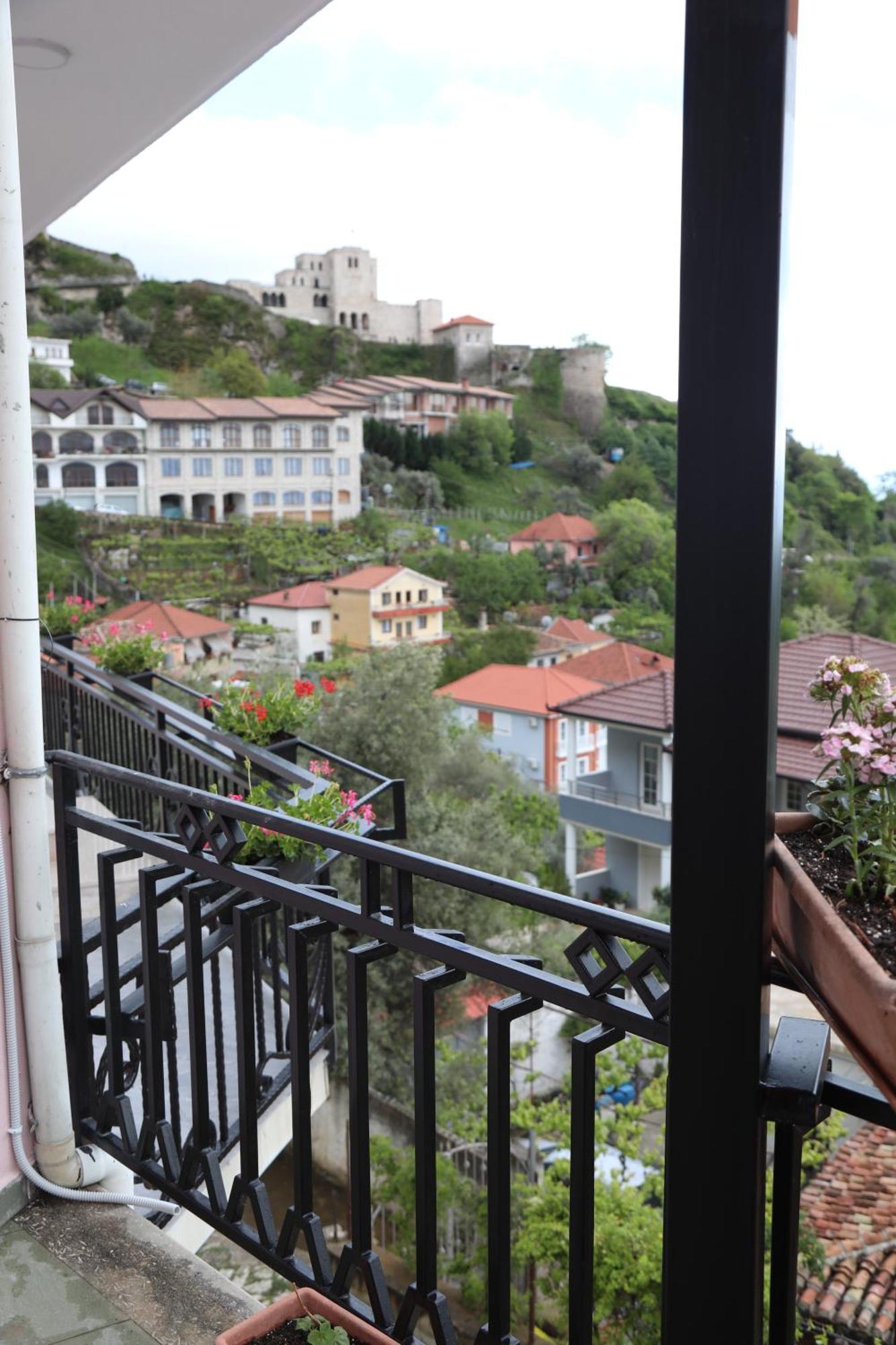--Hotel Deal-- Rooms With Castle View Krujë Buitenkant foto