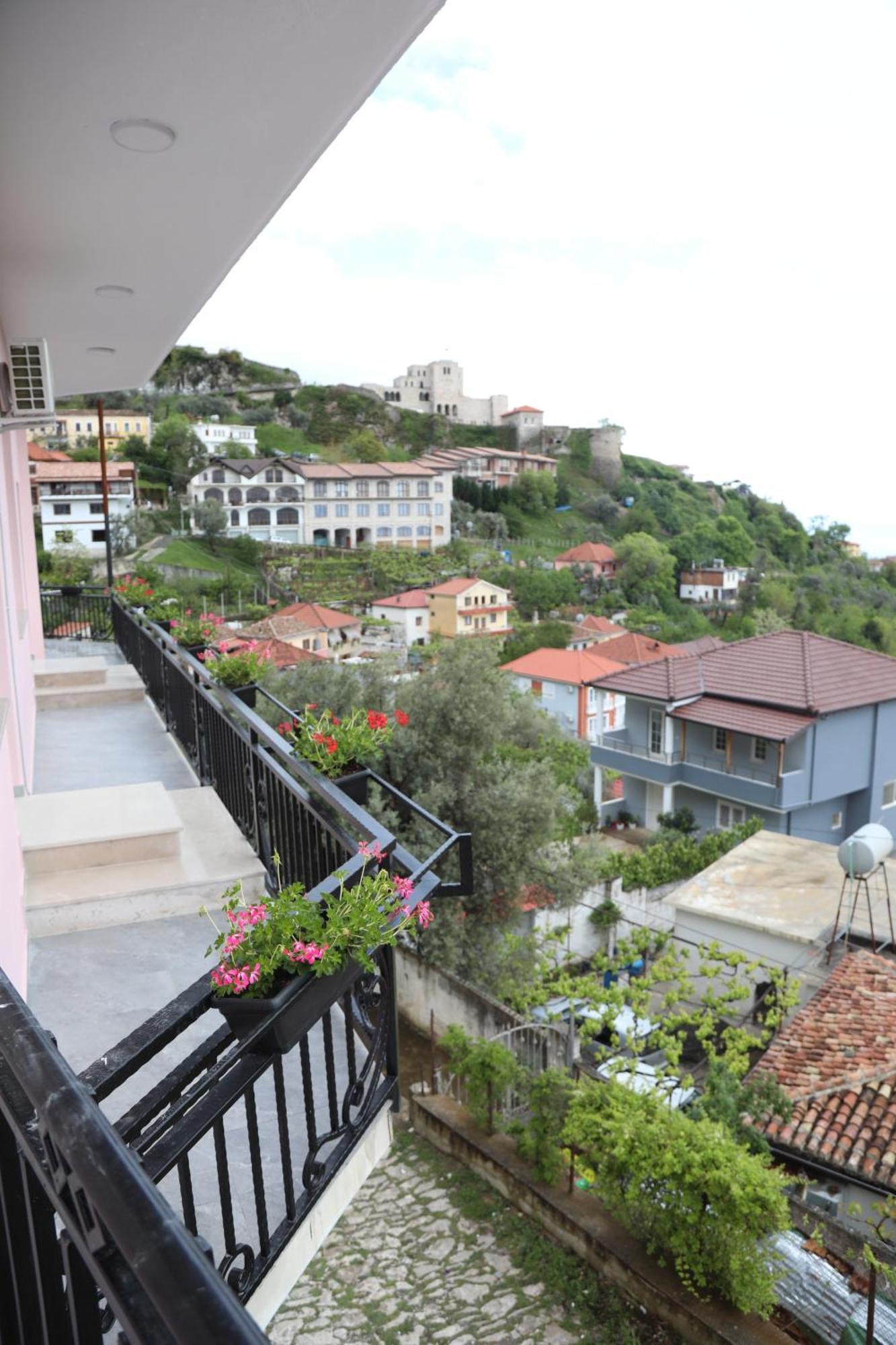 --Hotel Deal-- Rooms With Castle View Krujë Buitenkant foto